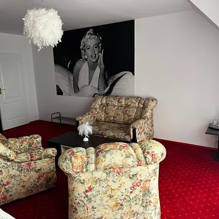 Dw Butik Hotel W Centrum 300M Od Morza