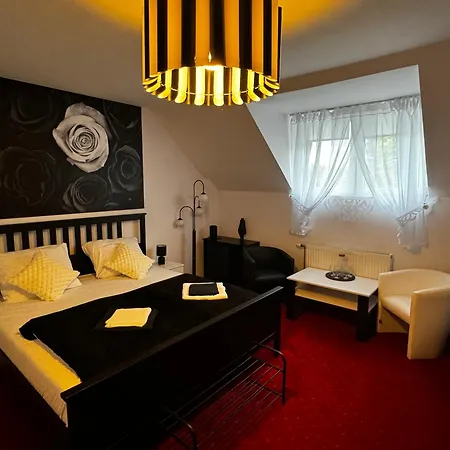 Hotel Butik W Centrum 350m Od Morza