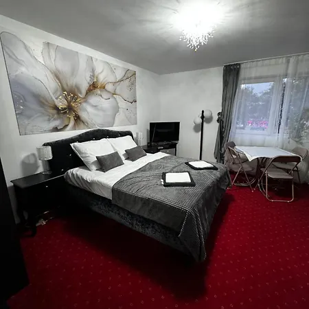 Dw Butik Hotel W Centrum 300M Od Morza Hotel