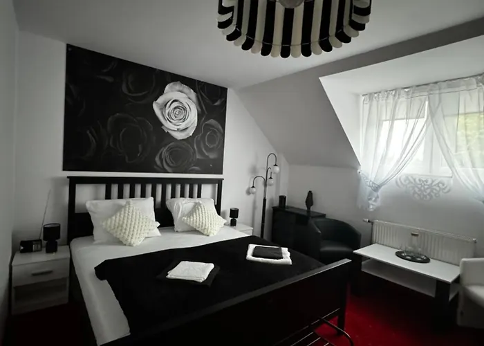 Butik W Centrum 350m Od Morza Hotel