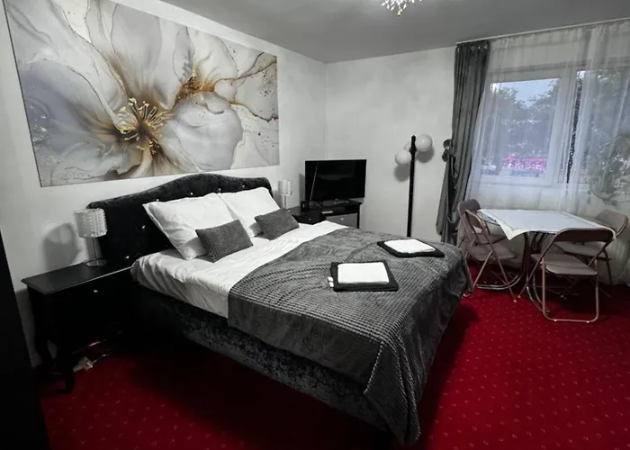 Butik W Centrum 350m Od Morza Hotel